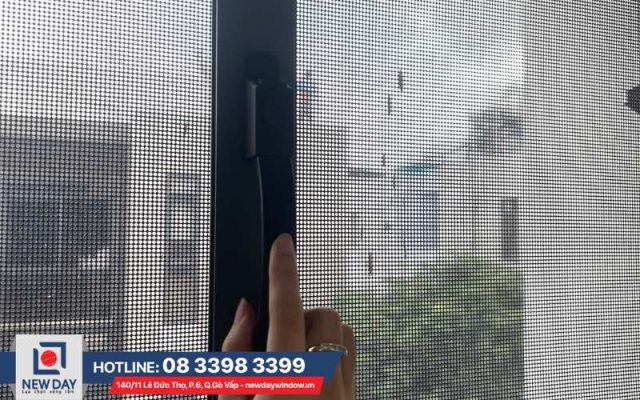 cua-luoi-lua-inox-304